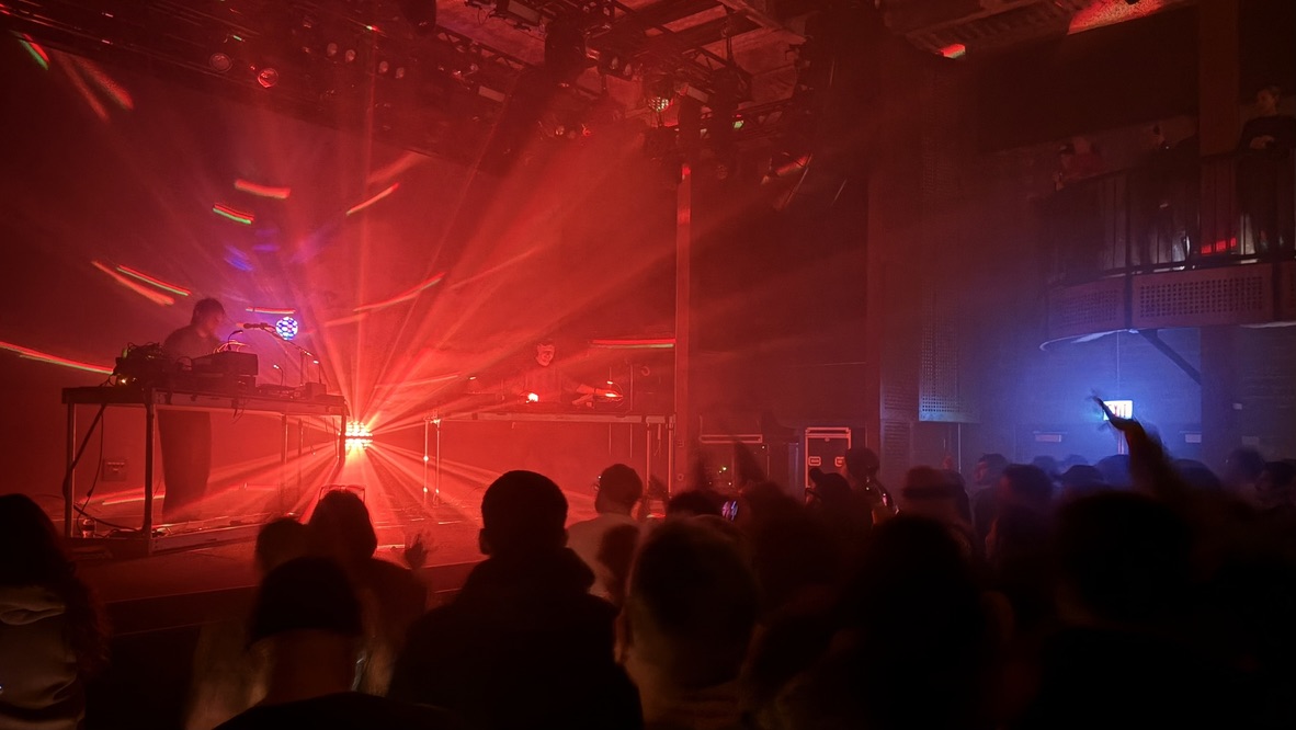 Weval on stage at Outset